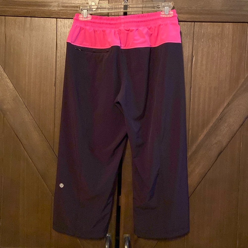 Lululemon🍋Step Lively Crop - Picture 6 of 10